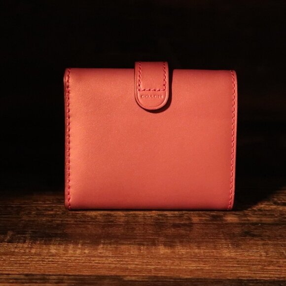 RARE | Vintage Coach | New York Collection | designer wallet | NEW, Excellent - Picture 2 of 7